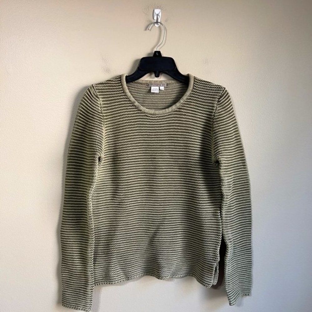 Isabella Bird XS green sweater